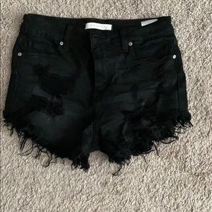 High rise stretchy shorts